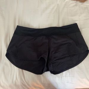 lululemon black shorts